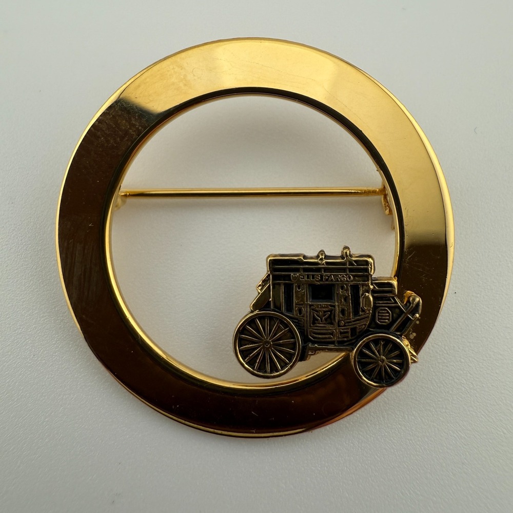 Vintage Wells Fargo Stagecoach Brooch Gold Tone Round Pin